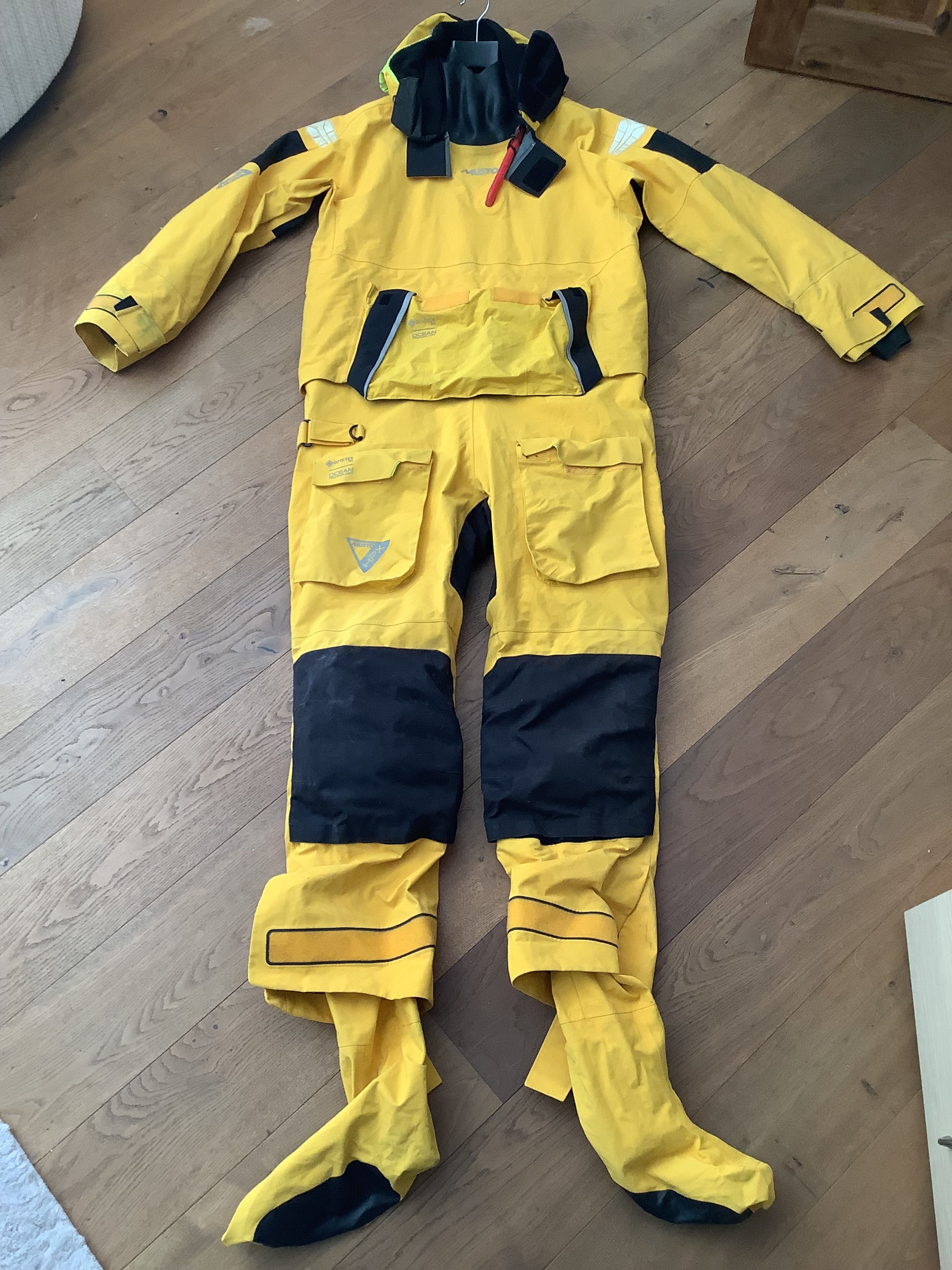Musto HPX Pro Ocean Goretex Drysuit (XL)