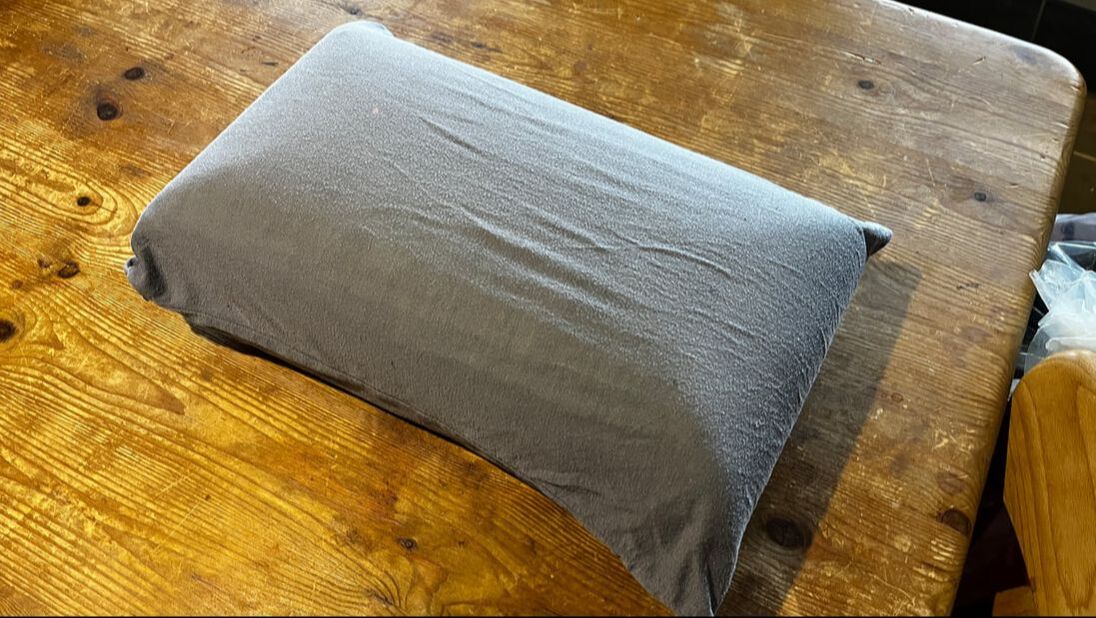 Pillow & Case (Memory foam with washable cover)
